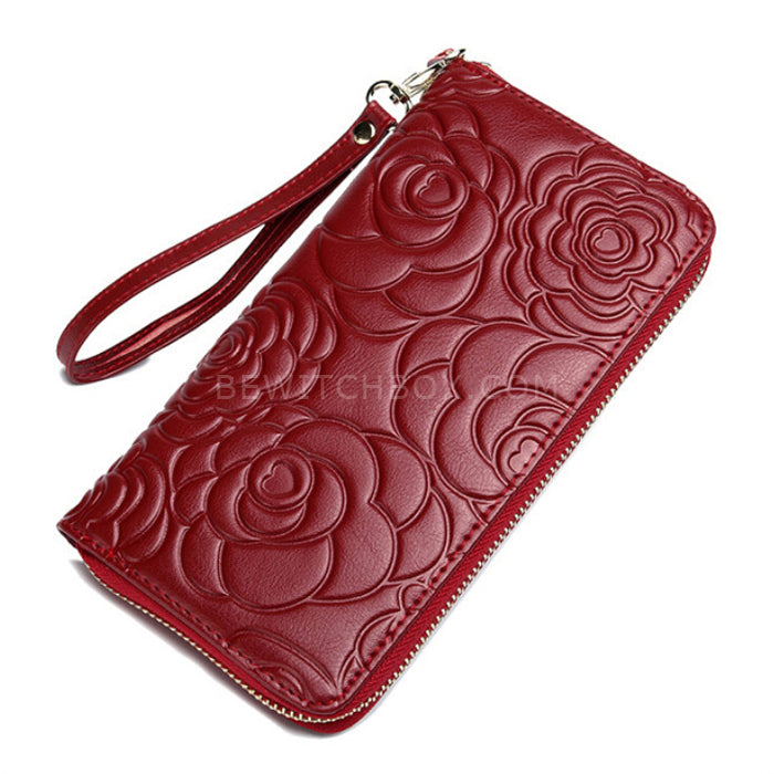 Embossed pattern ladies clutch bag