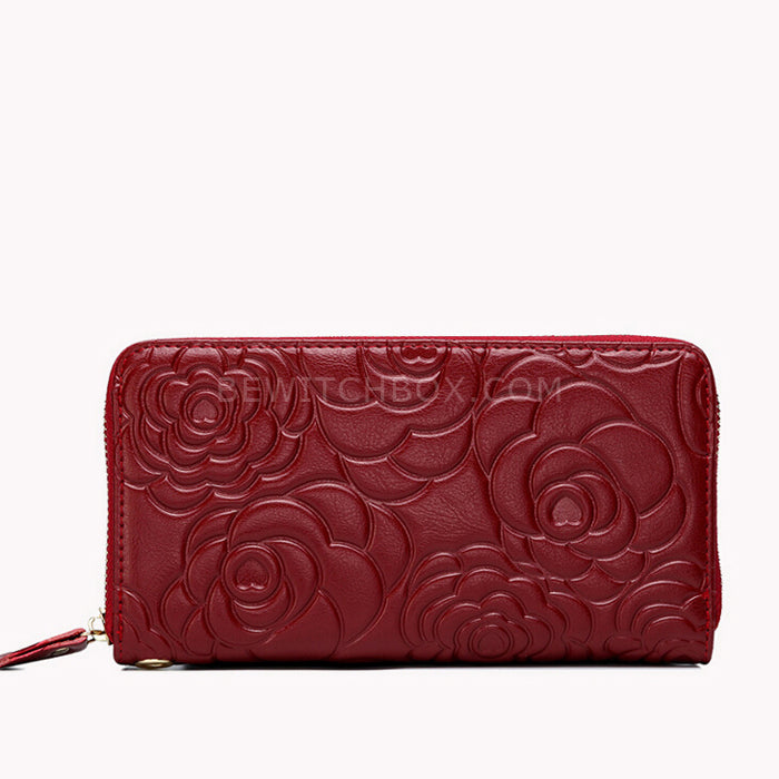 Embossed pattern ladies clutch bag